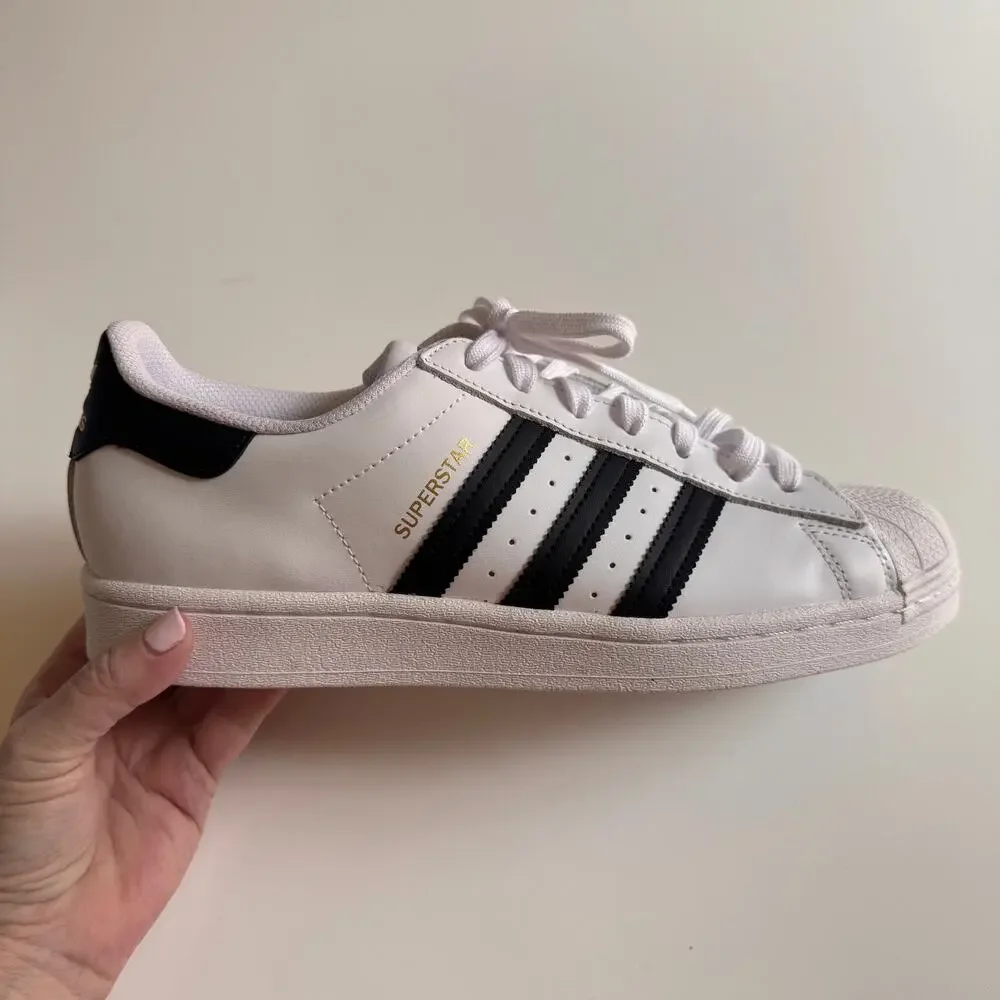Adidas Superstar Sneaker Tennis Shoe EG4958 Core Black Mens Sz 9 Low Leather